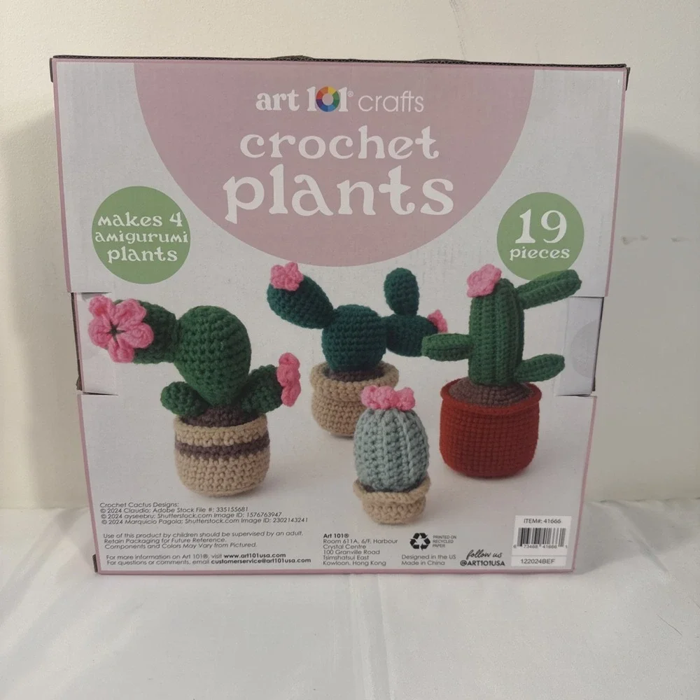 Art 101 Crafts Crochet‎ Plants Makes 4 Amigurumi Cactus Sealed Package